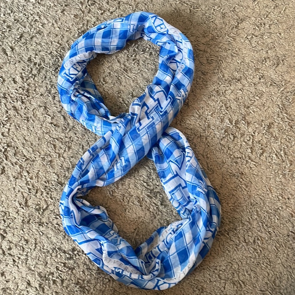 University of Kentucky lightweight infinity scarf Blue White checkered UK